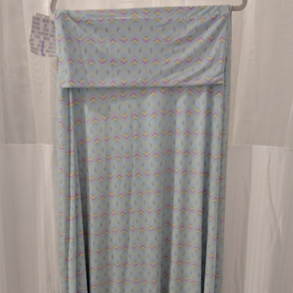 SALE buy2get1 FREE!!  bnwt Lularoe Maxi.. - Picture 1 of 2